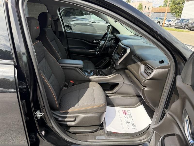 GMC Acadia AT4 2021