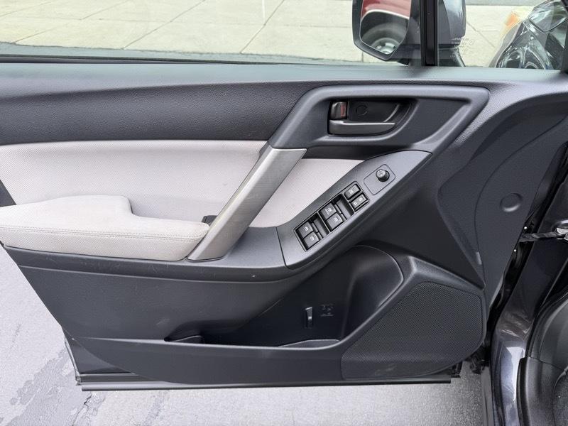 Subaru Forester 2.5i Premium 2015