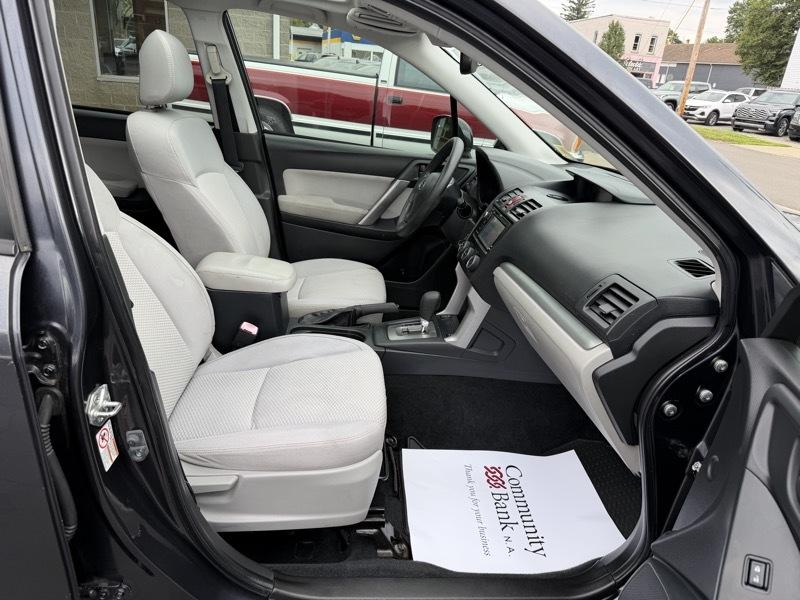 Subaru Forester 2.5i Premium 2015