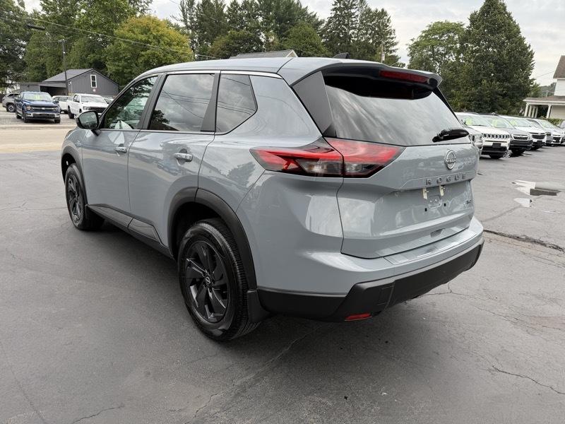 Nissan Rogue SV AWD 2026