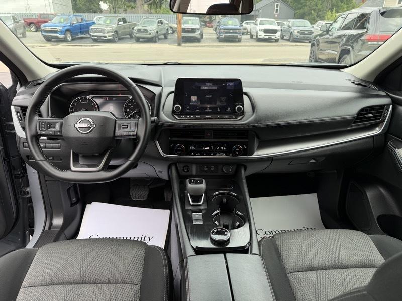 Nissan Rogue SV AWD 2026