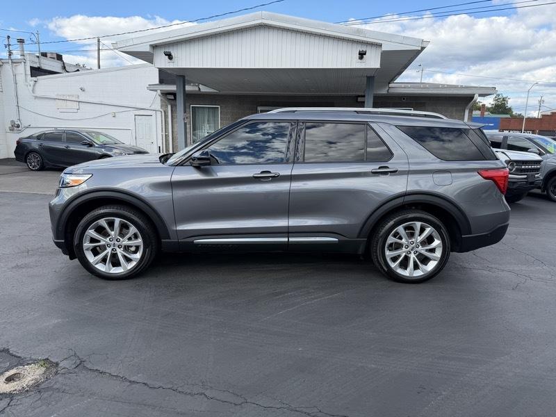 Ford Explorer Platinum AWD 2022