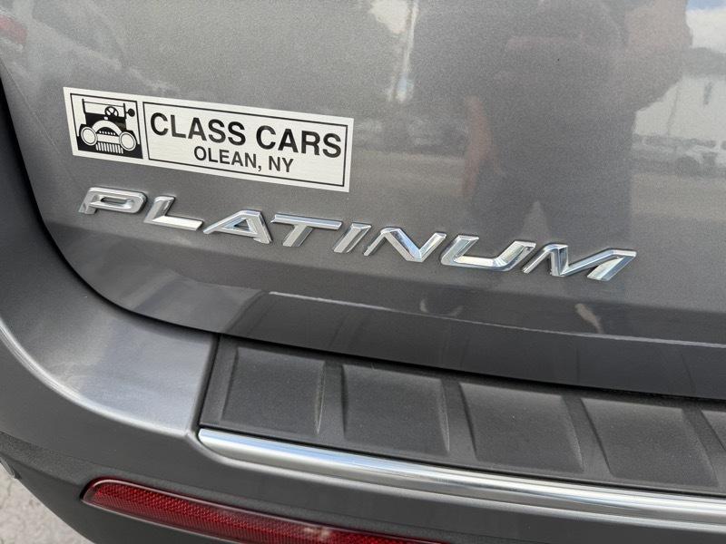 Ford Explorer Platinum AWD 2022