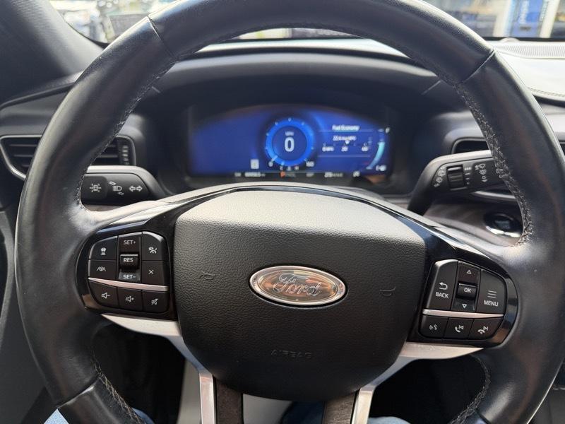 Ford Explorer Platinum AWD 2022