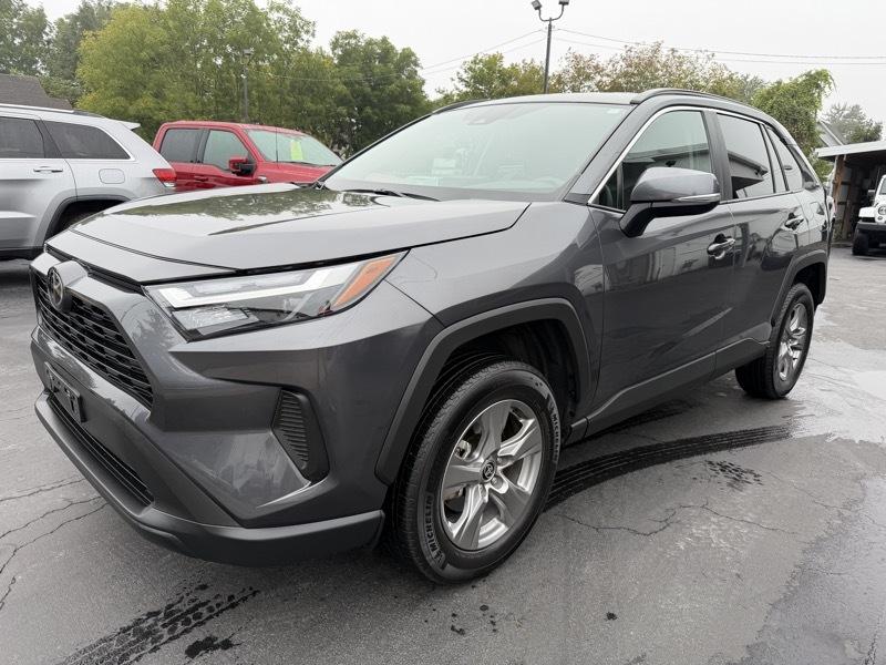 Toyota RAV4 XLE AWD 2025
