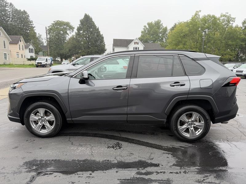 Toyota RAV4 XLE AWD 2025