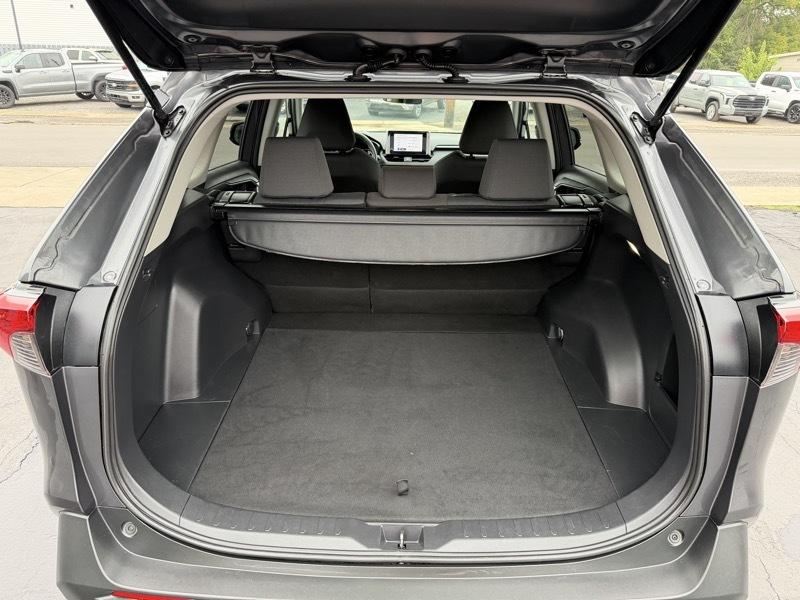 Toyota RAV4 XLE AWD 2025