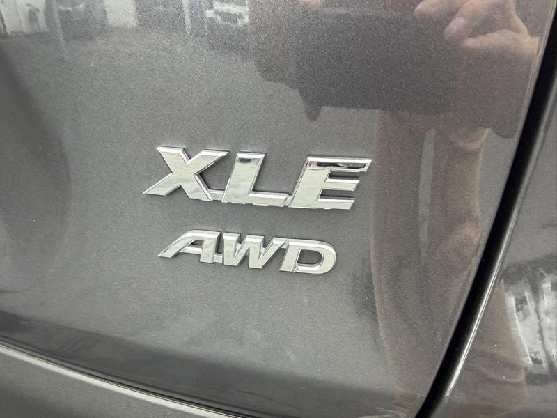 Toyota RAV4 XLE AWD 2025