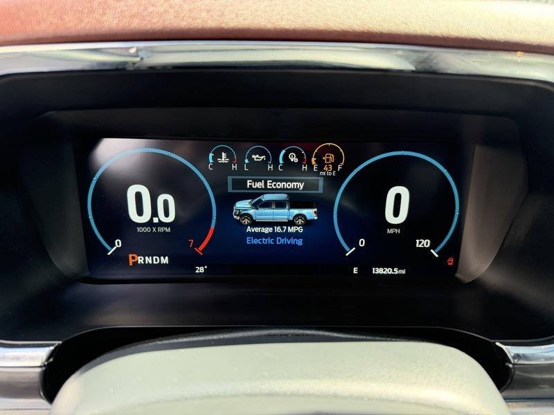Ford F-150 Lariat 4WD SuperCrew 5.5' Box 2022