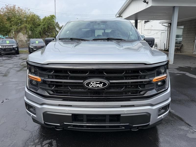 Ford F-150 XLT SuperCrew 4WD 2025