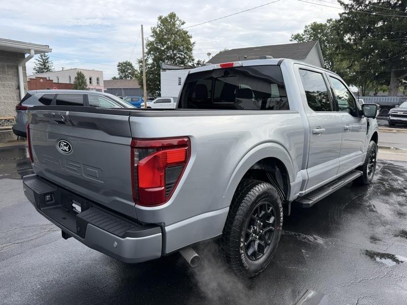 Ford F-150 XLT SuperCrew 4WD 2025