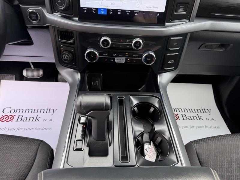Ford F-150 XLT SuperCrew 4WD 2025