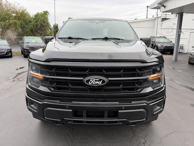 Ford F-150 XLT SuperCrew 4WD 2025