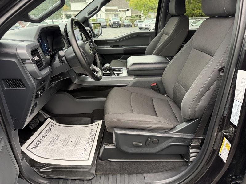 Ford F-150 XLT SuperCrew 4WD 2025