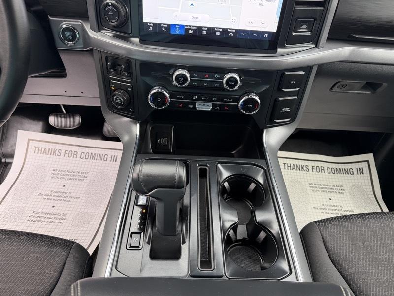Ford F-150 XLT SuperCrew 4WD 2025