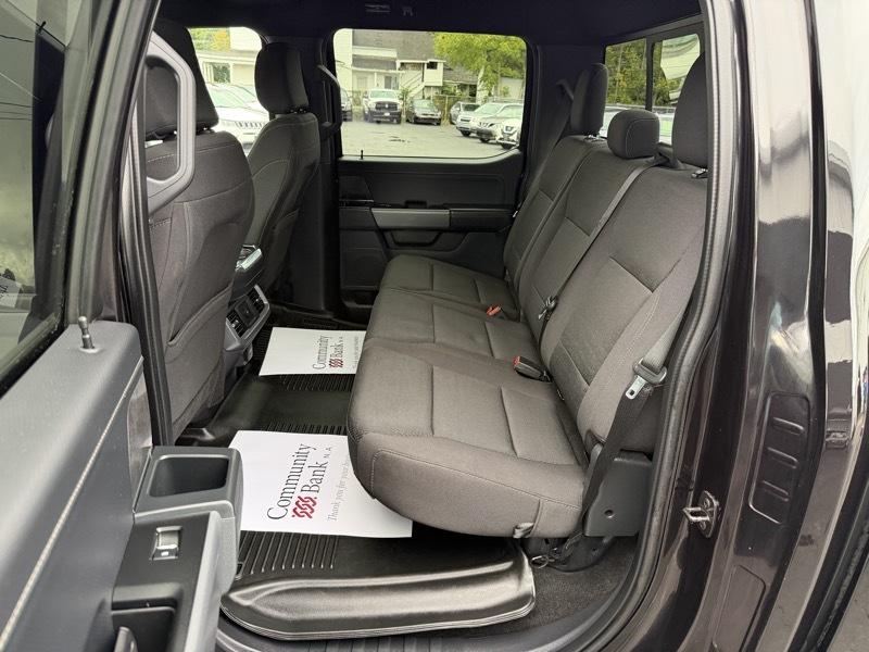 Ford F-150 XLT SuperCrew 4WD 2025