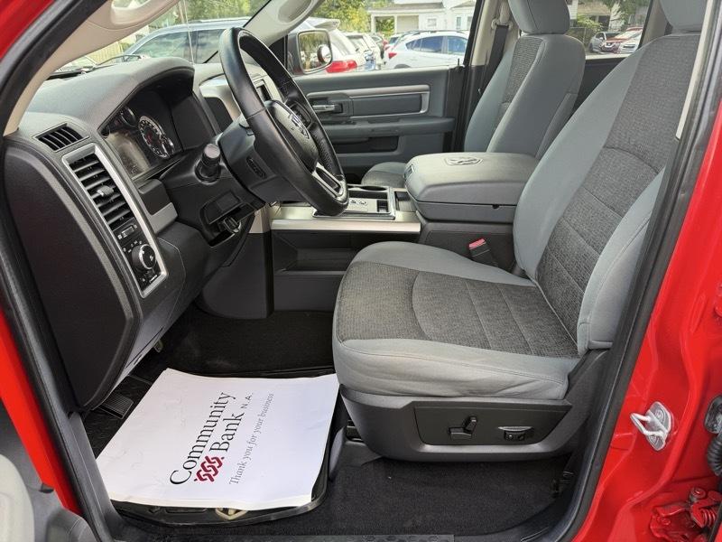 RAM 1500 SLT Quad Cab 4WD 2013