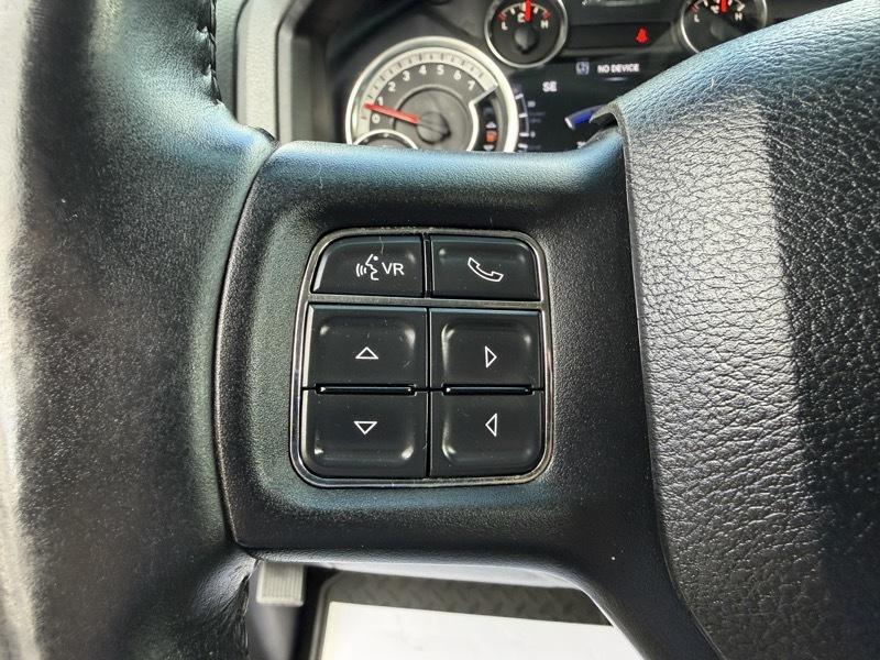 RAM 1500 SLT Quad Cab 4WD 2013