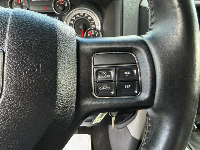 RAM 1500 SLT Quad Cab 4WD 2013