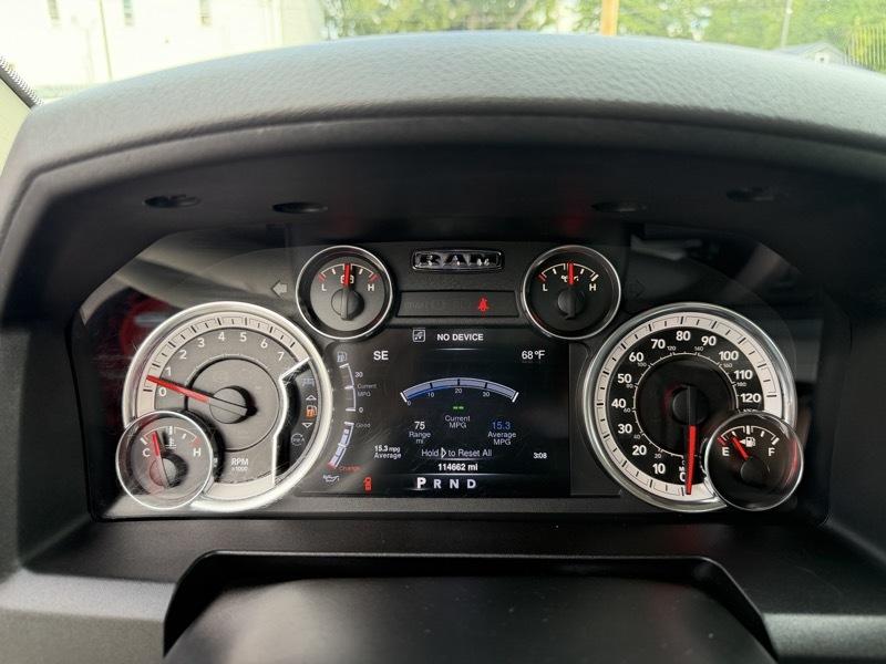 RAM 1500 SLT Quad Cab 4WD 2013