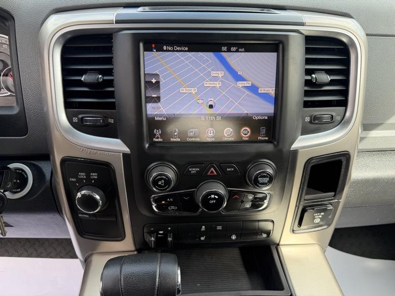 RAM 1500 SLT Quad Cab 4WD 2013