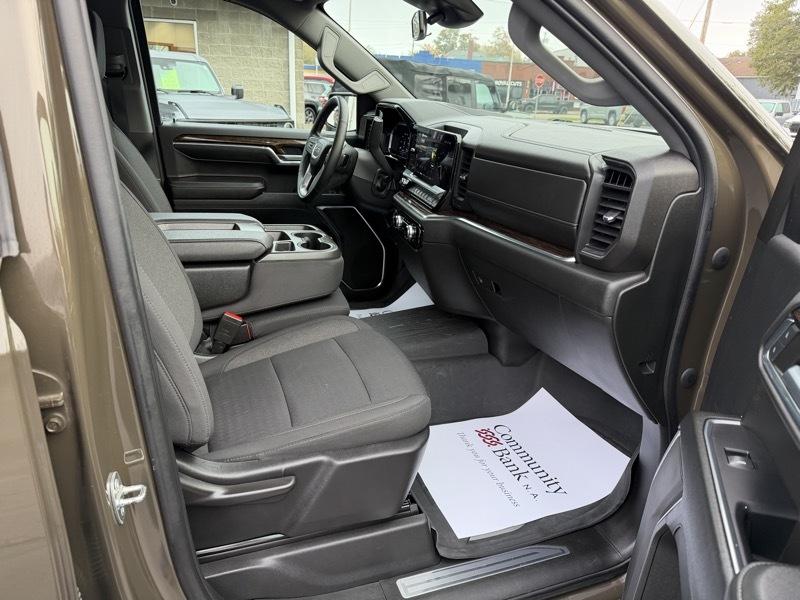 GMC Sierra 1500 Elevation Double Cab 4WD 2023