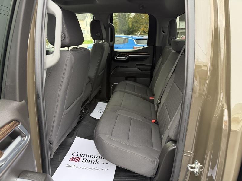 GMC Sierra 1500 Elevation Double Cab 4WD 2023