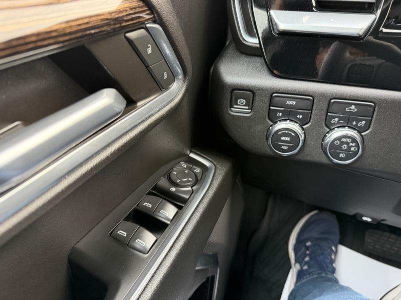 GMC Sierra 1500 Elevation Double Cab 4WD 2023