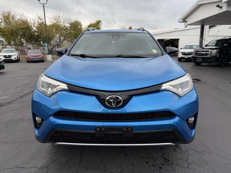 Toyota RAV4 SE 4WD 2017