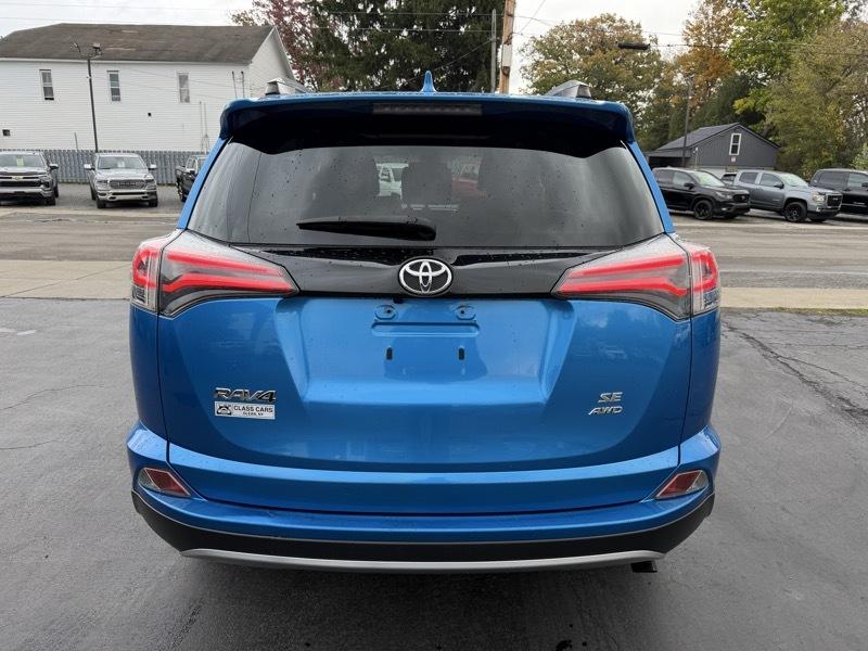 Toyota RAV4 SE 4WD 2017