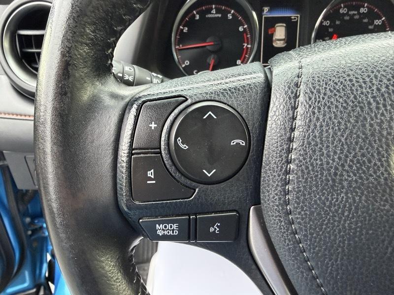 Toyota RAV4 SE 4WD 2017