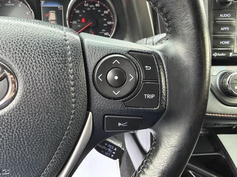 Toyota RAV4 SE 4WD 2017