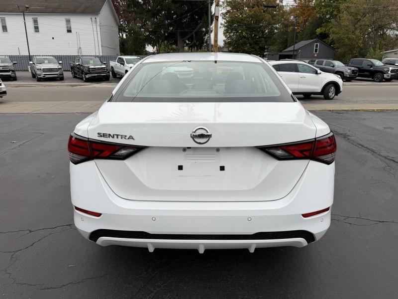 Nissan Sentra S 2020