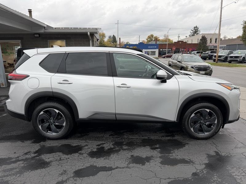 Nissan Rogue SV AWD 2024