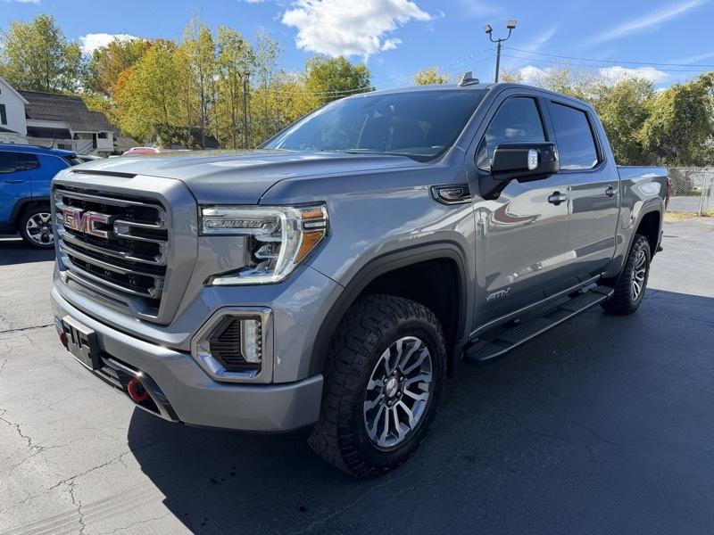 GMC Sierra 1500 AT4 Crew Cab Short Box 4WD 2021