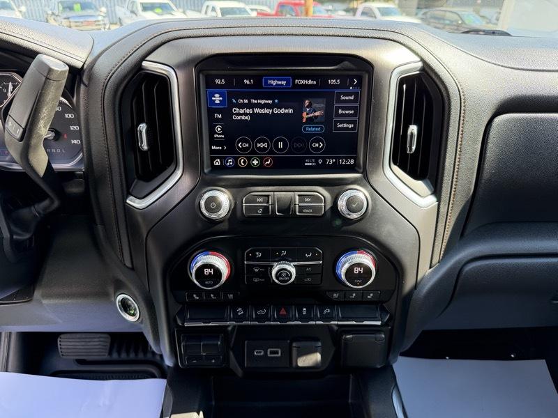 GMC Sierra 1500 AT4 Crew Cab Short Box 4WD 2021
