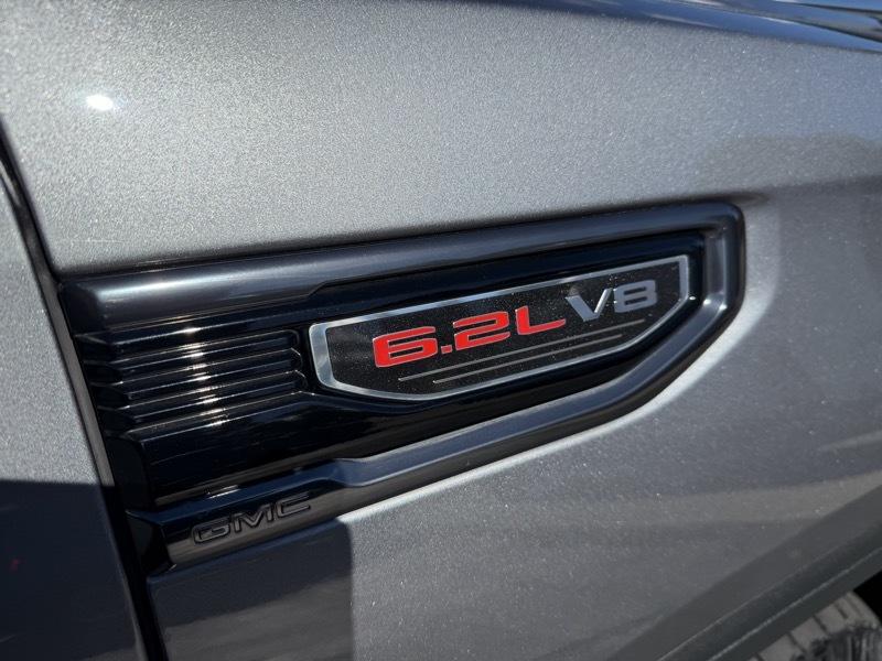 GMC Sierra 1500 AT4 Crew Cab Short Box 4WD 2021