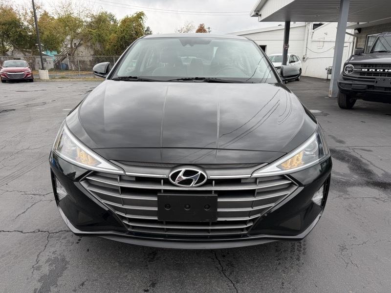 Hyundai Elantra SEL 2020
