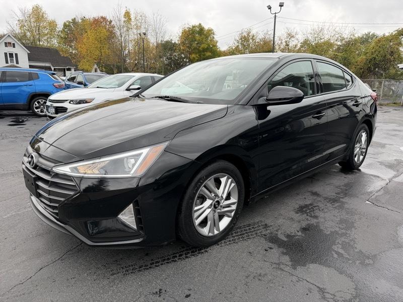 Hyundai Elantra SEL 2020