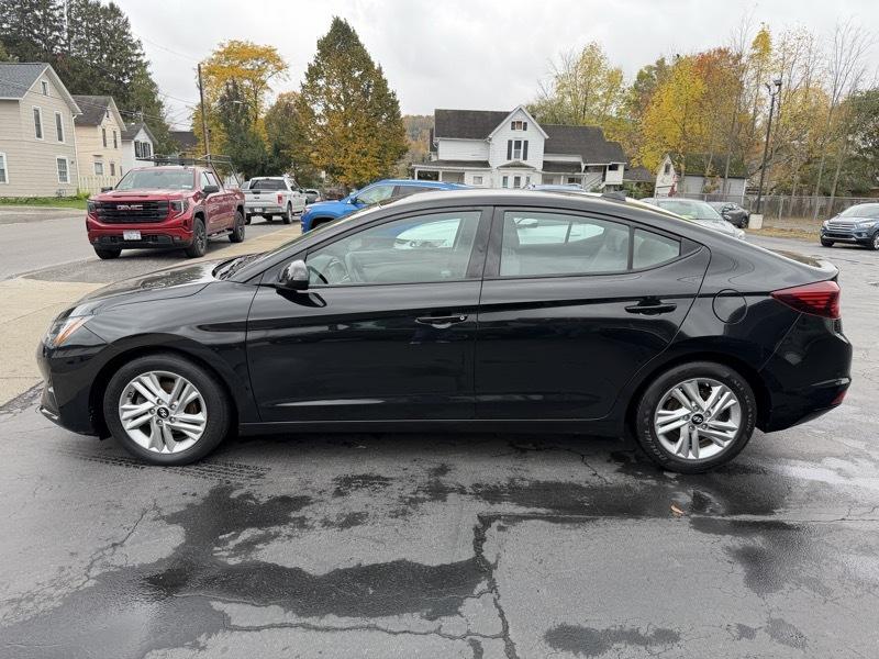 Hyundai Elantra SEL 2020