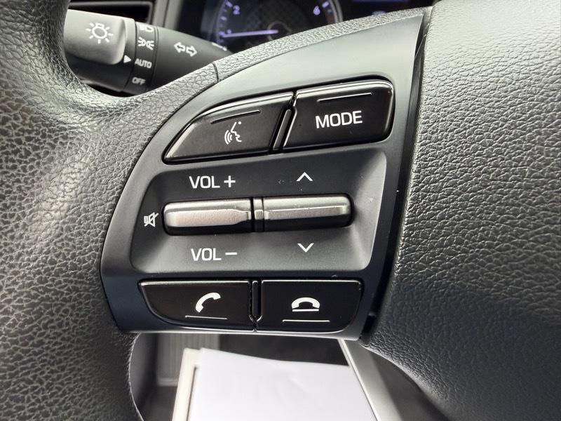 Hyundai Elantra SEL 2020