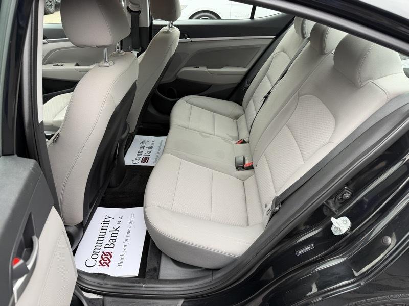 Hyundai Elantra SEL 2020