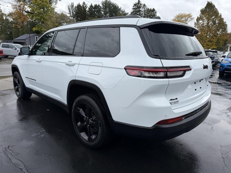 Jeep Grand Cherokee L Limited 4WD 2025
