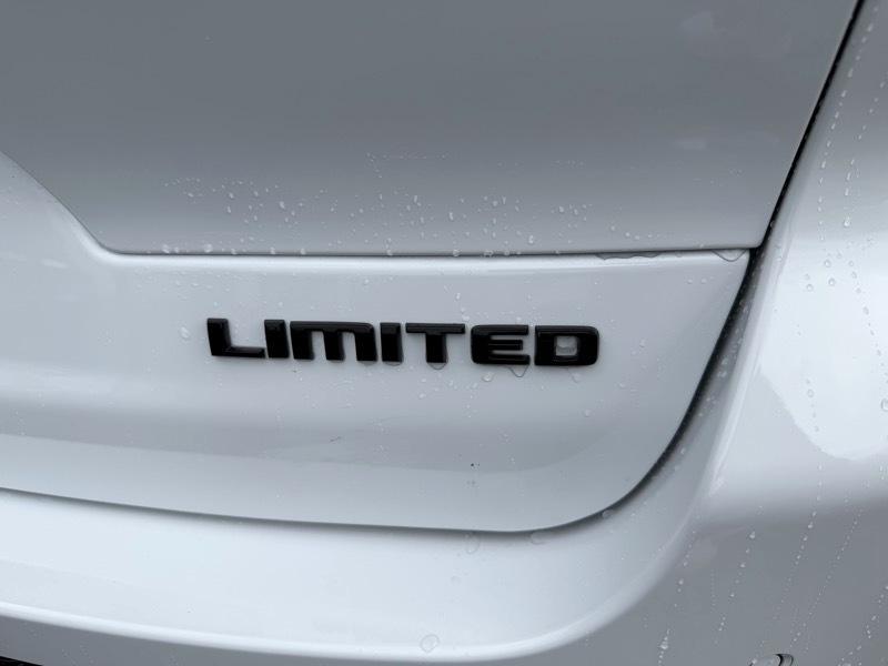 Jeep Grand Cherokee L Limited 4WD 2025