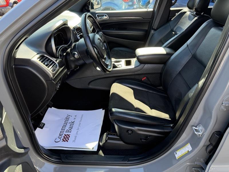 Jeep Grand Cherokee  2020