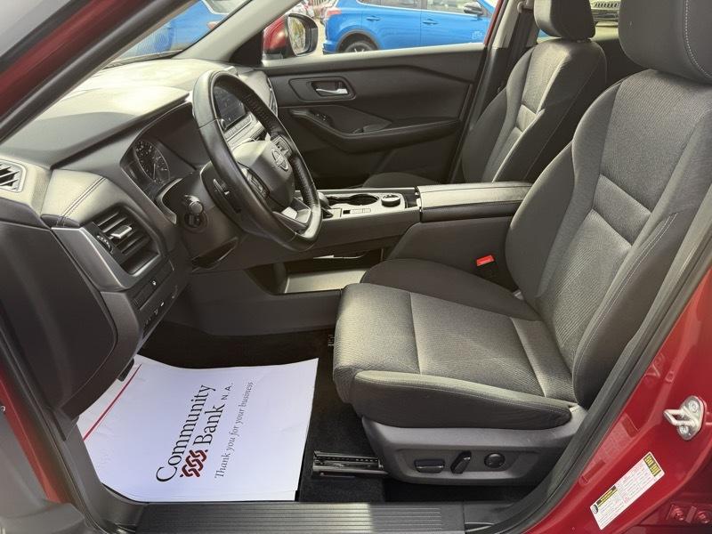 Nissan Rogue SV AWD 2025