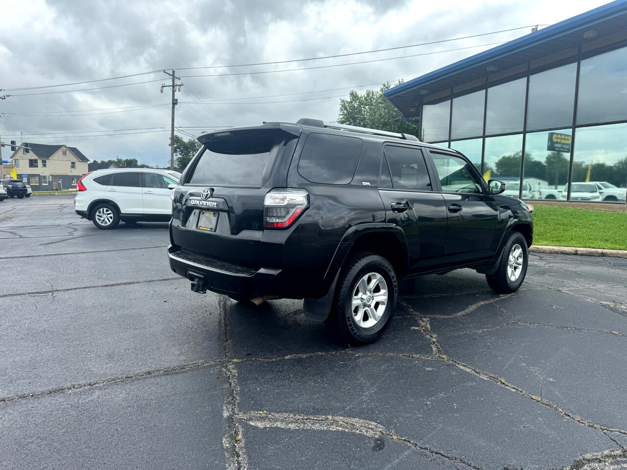 2021 Toyota 4Runner SR5 4WD photo 6