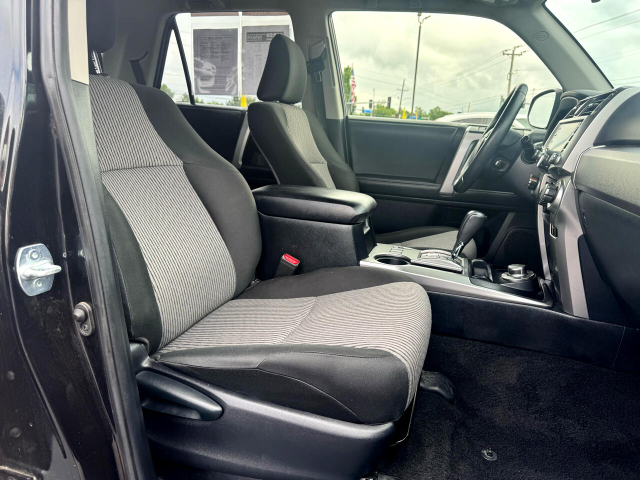 2021 Toyota 4Runner SR5 4WD photo 14
