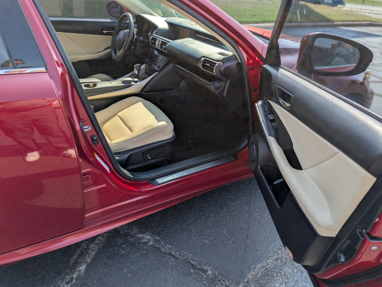 Lexus IS 250 4dr Sport Sdn Auto RWD 2014