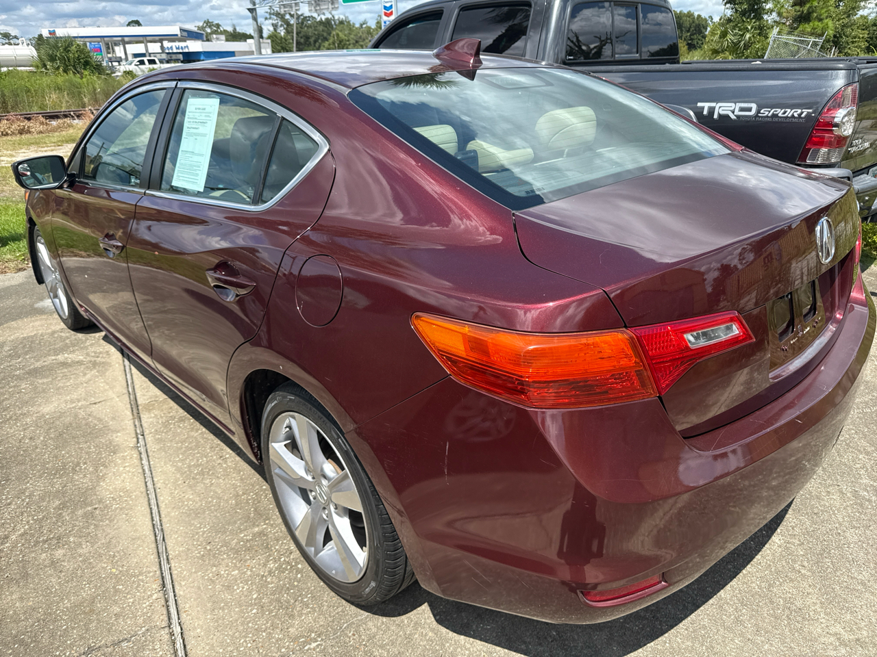 Acura ILX 4dr Sdn 2.0L Premium Pkg 2013